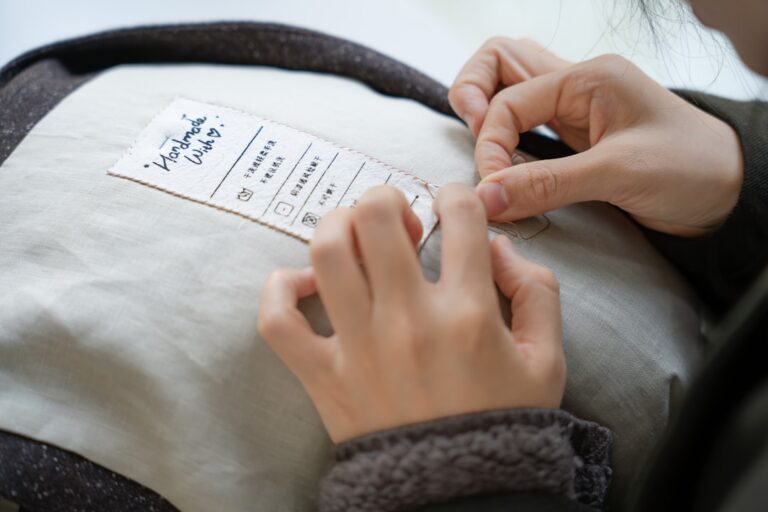 Elevate Your Travel Experience with Our Innovative Travel Pillows